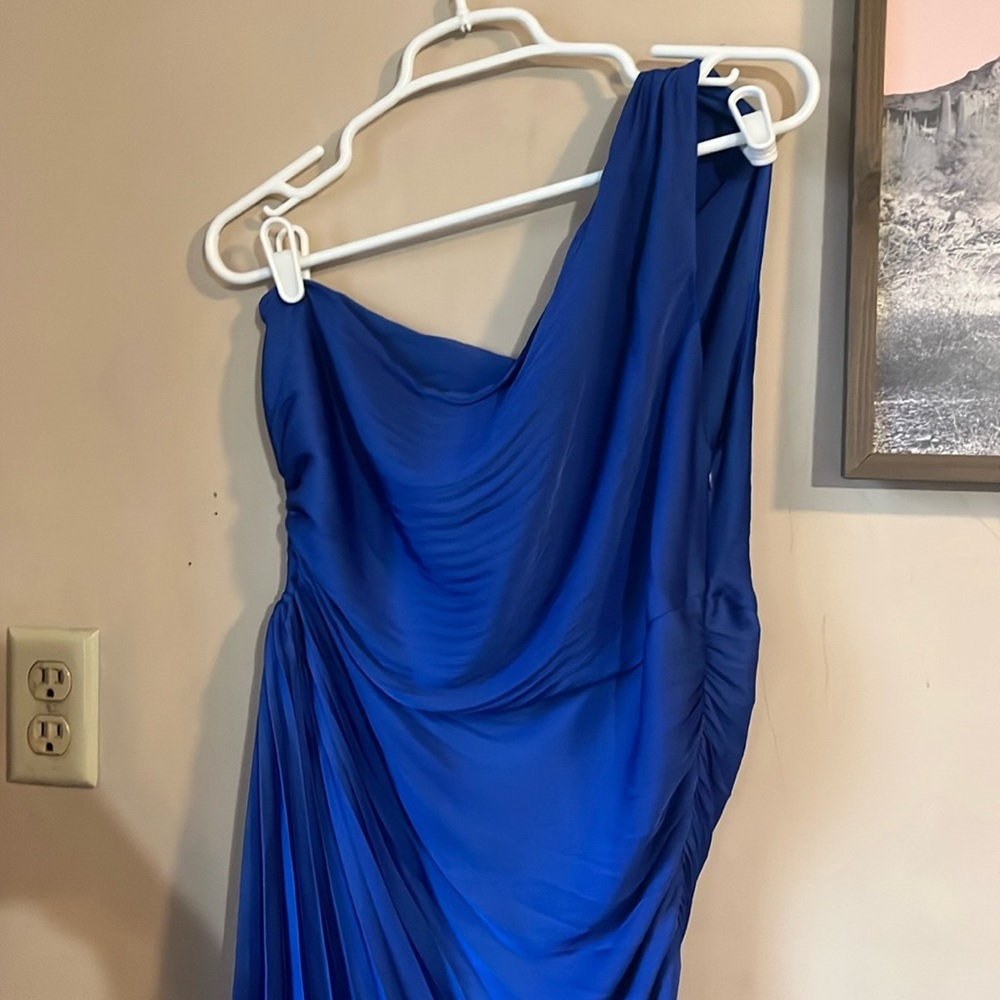 NWT House of Harlow Royal Blue One-Shoulder O-Ring Pleated Gown Large - Picture 2 of 12